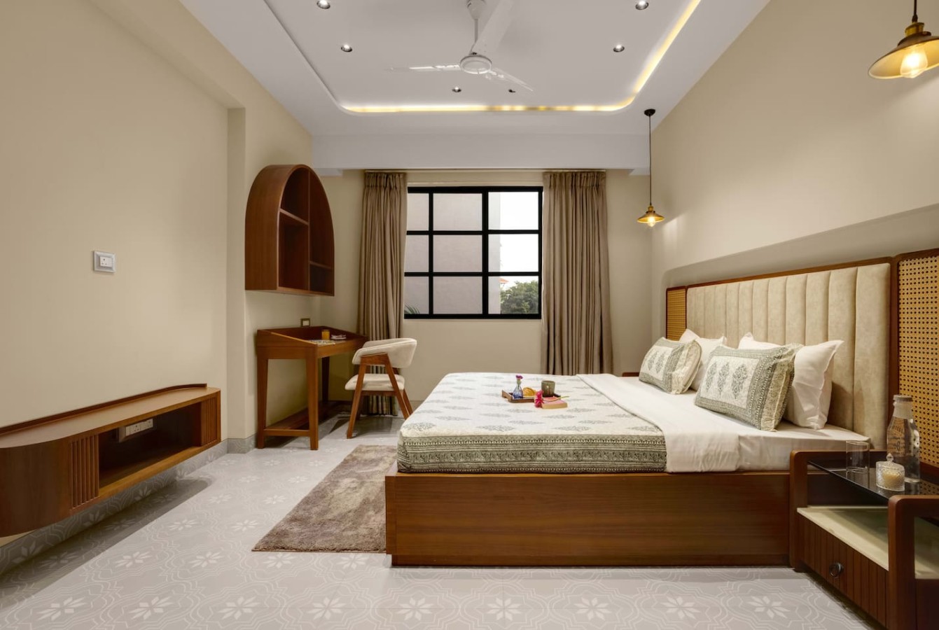Modern 1BHK with Rooftop Pool Near Candolim Beach - 22