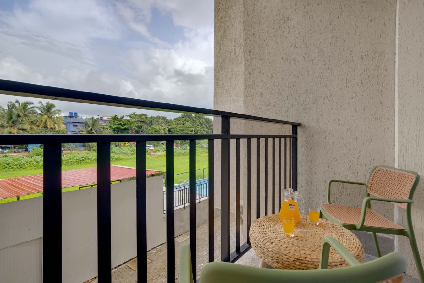 Elegant 2BR w/ Pool & Balcony near Candolim Beach - 5