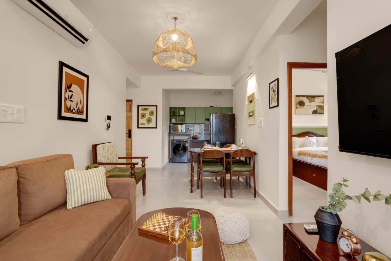 Elegant 2BR w/ Pool & Balcony near Candolim Beach - 20