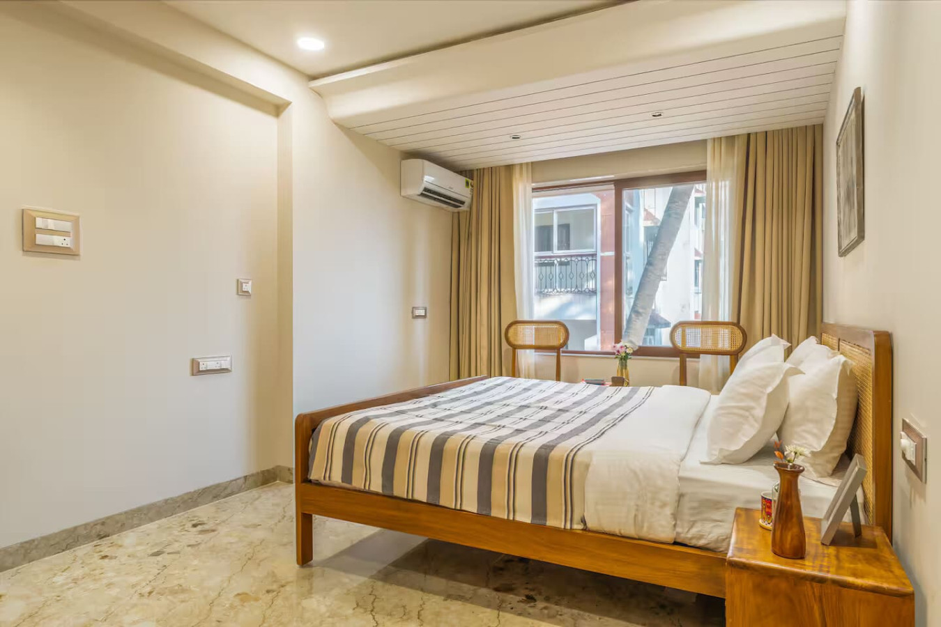Chic 2BHK in Candolim | 5 Min to Beach, Pool & Gym - 18
