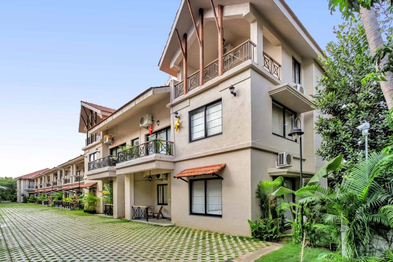 Casa Calma: Scenic 3BR Duplex with Jacuzzi - 11