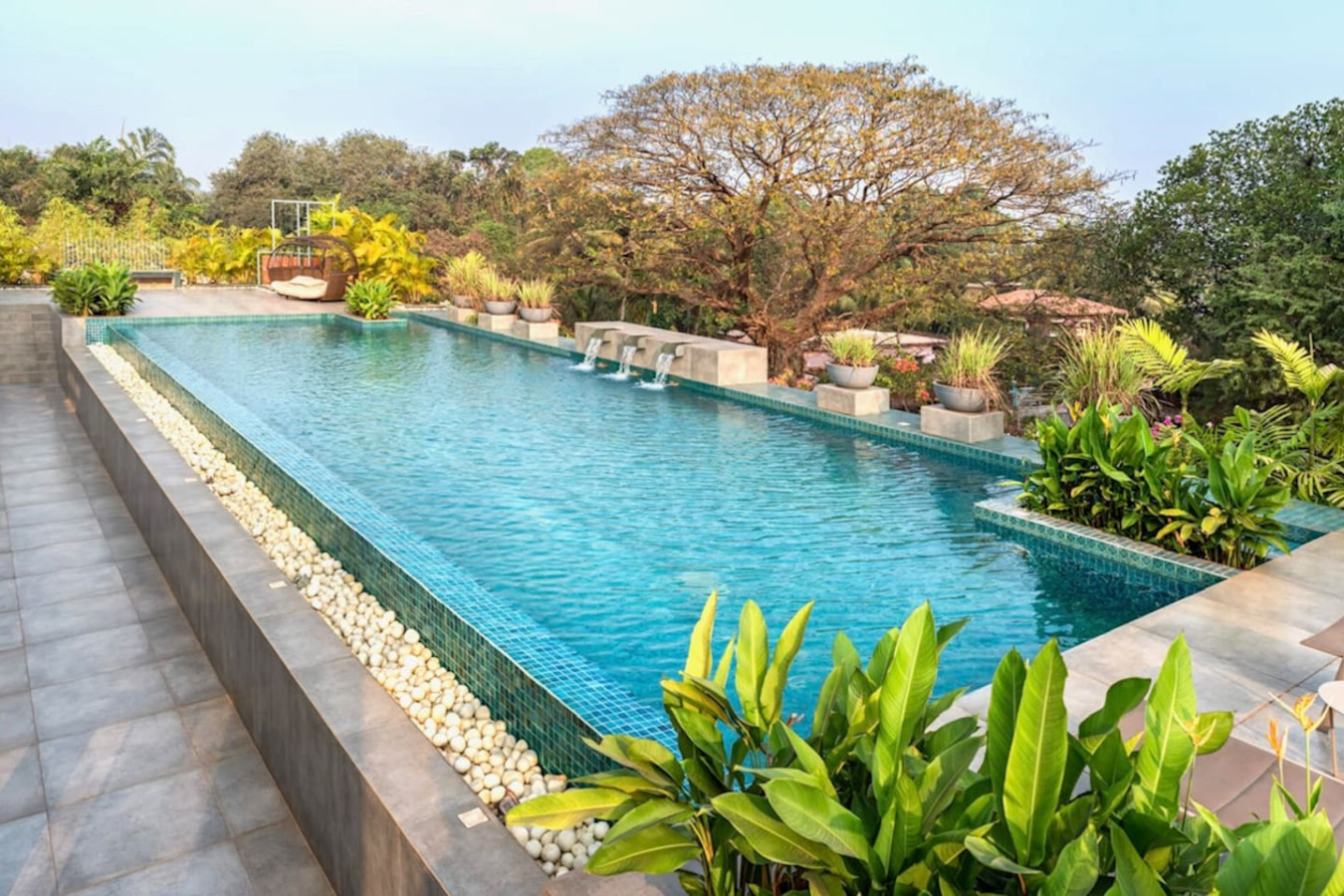 Modern 2BHK w Pool Access | 5km to Coco Beach - 57
