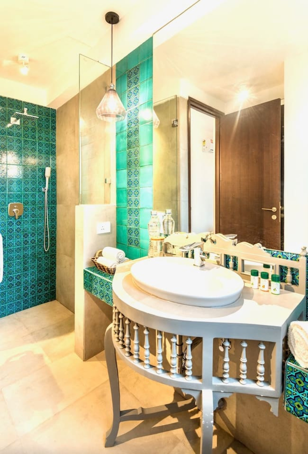 Modern Tropical 2BHK | Near Beach | Pool & Garden - 22
