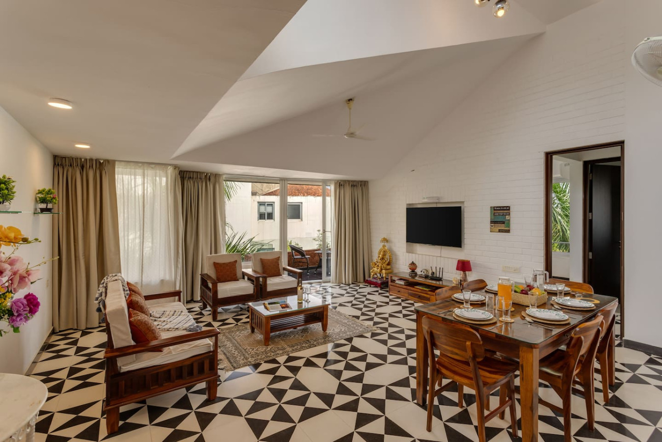 El Arbol - 2BR w Rooftop Pool in Nerul - 3