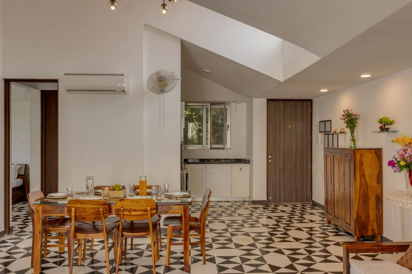 El Arbol - 2BR w Rooftop Pool in Nerul - 14