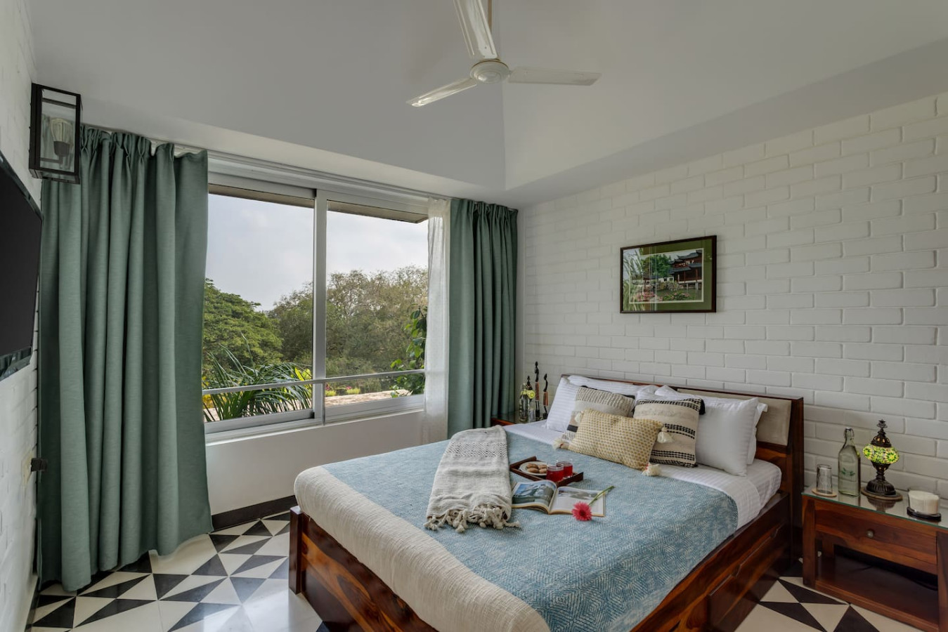 El Arbol - 2BR w Rooftop Pool in Nerul - 4