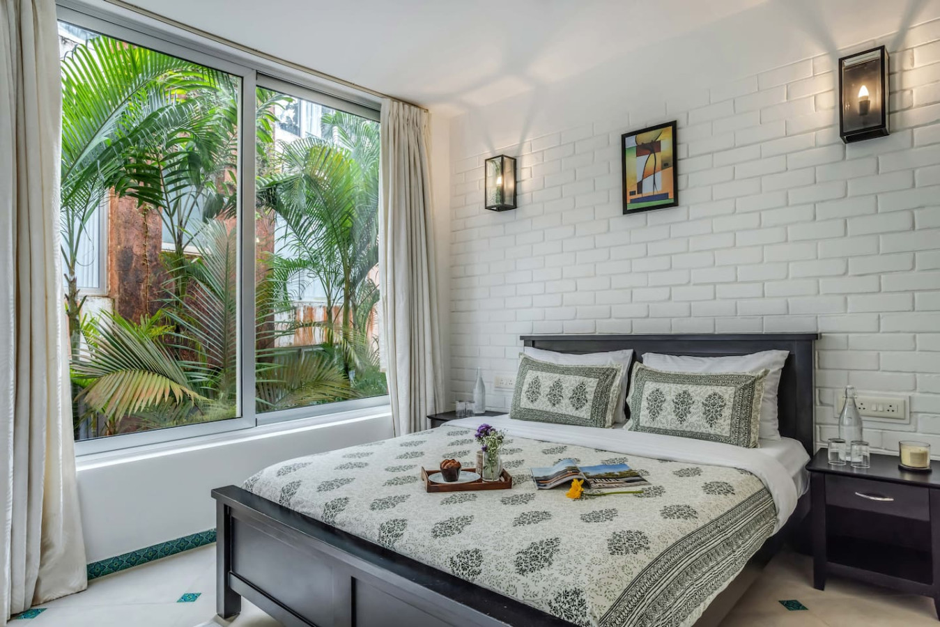 Chic 2BHK with Rooftop Pool near Coco Beach - 28