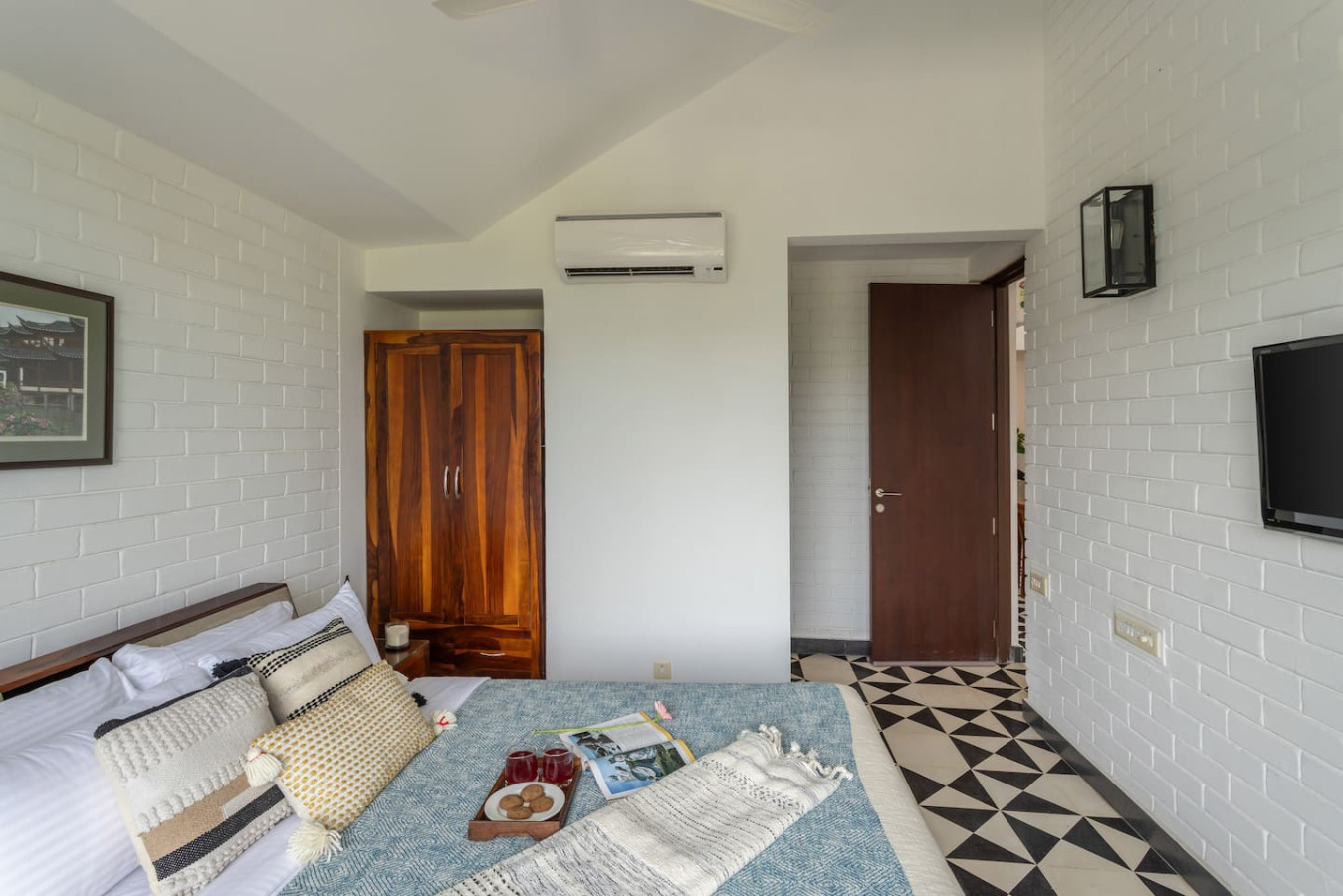 El Arbol - 2BR w Rooftop Pool in Nerul - 17