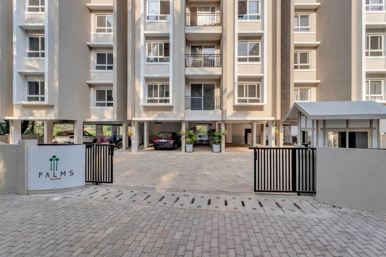 Cozy Candolim 2BHK w Pool nr Beach & Nightlife Hub - 32