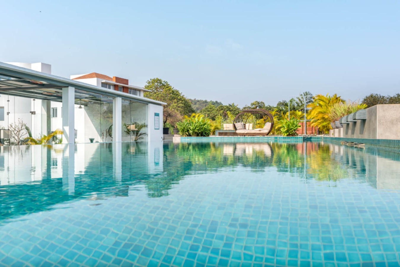 El Arbol - 2BR w Rooftop Pool in Nerul - 31