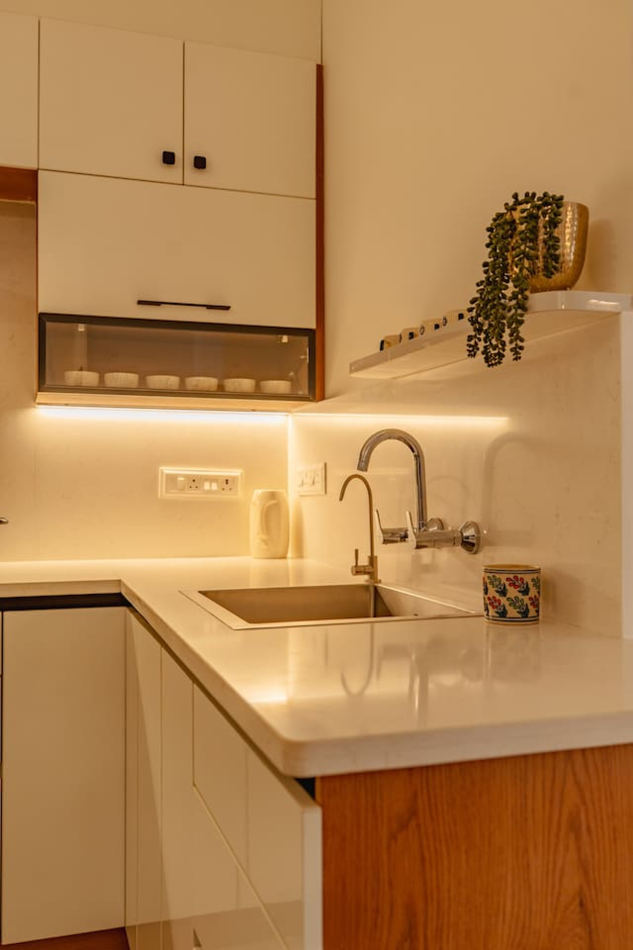 Spacious 2BR Apartment with Balcony near Candolim Beach - 32