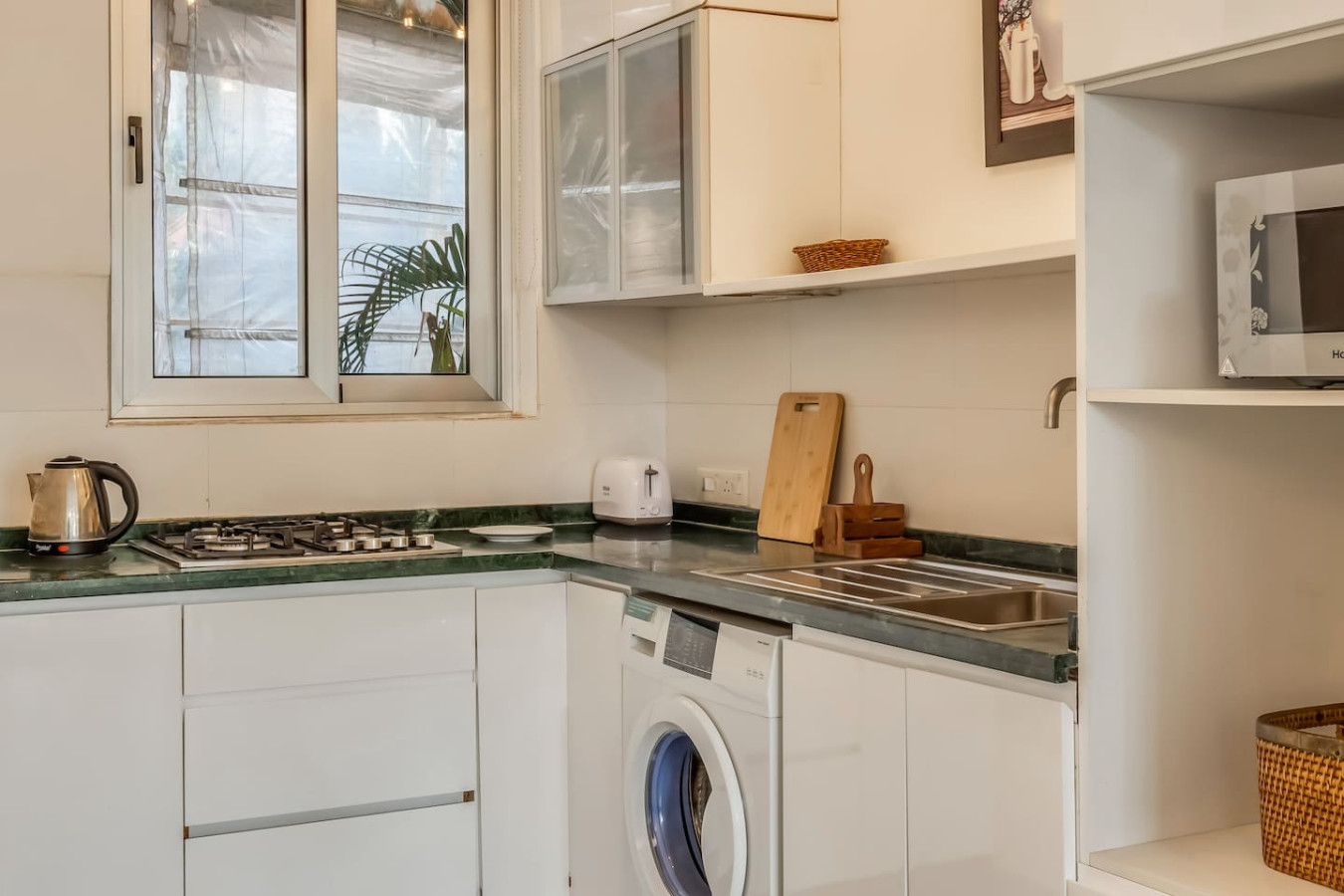 Chic 2BHK with Rooftop Pool near Coco Beach - 38