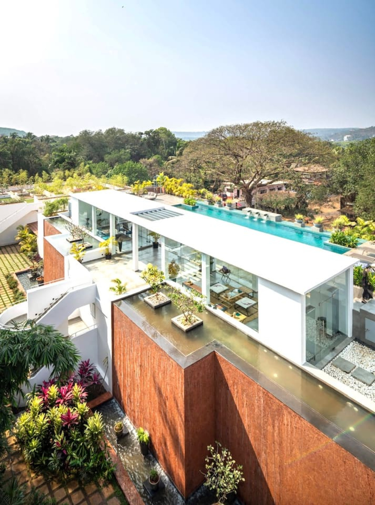 Modern Tropical 2BHK | Near Beach | Pool & Garden - 8