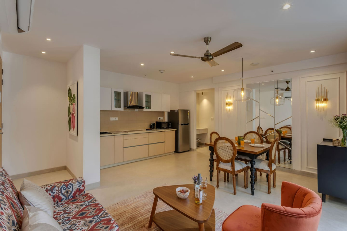 Hidden Gem | Luxe Suite w Pool View - 1km to Beach - 20