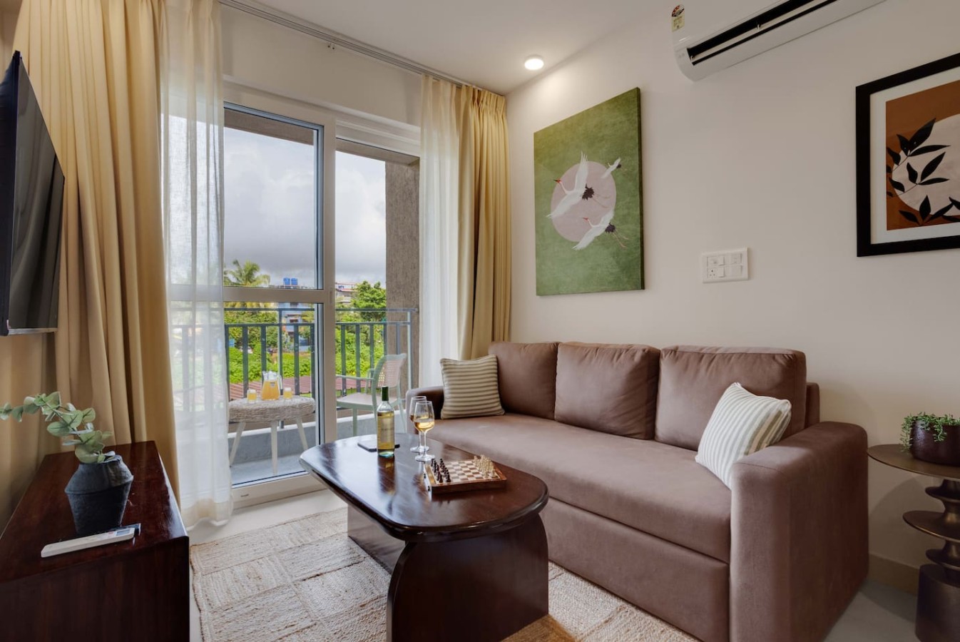 Elegant 2BR w/ Pool & Balcony near Candolim Beach - 24