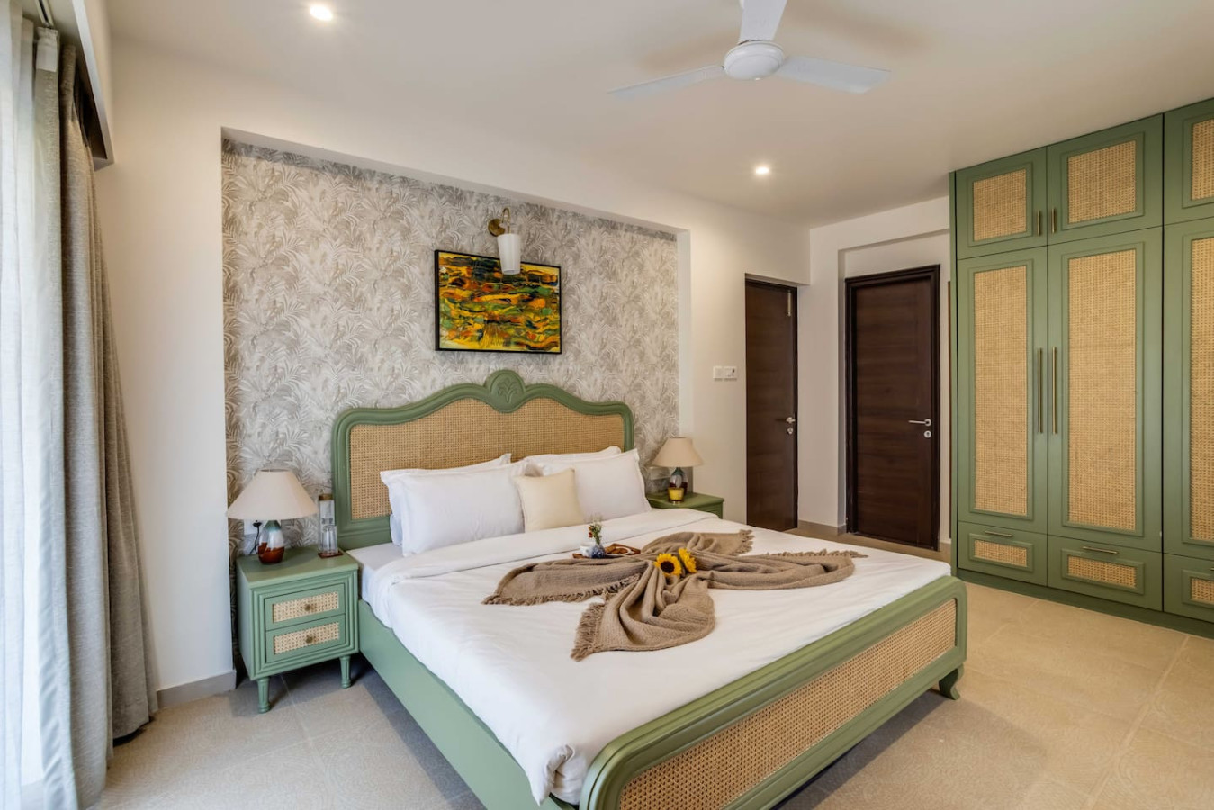 2BR w Pool & Sauna | Near Calangute Beach - 17