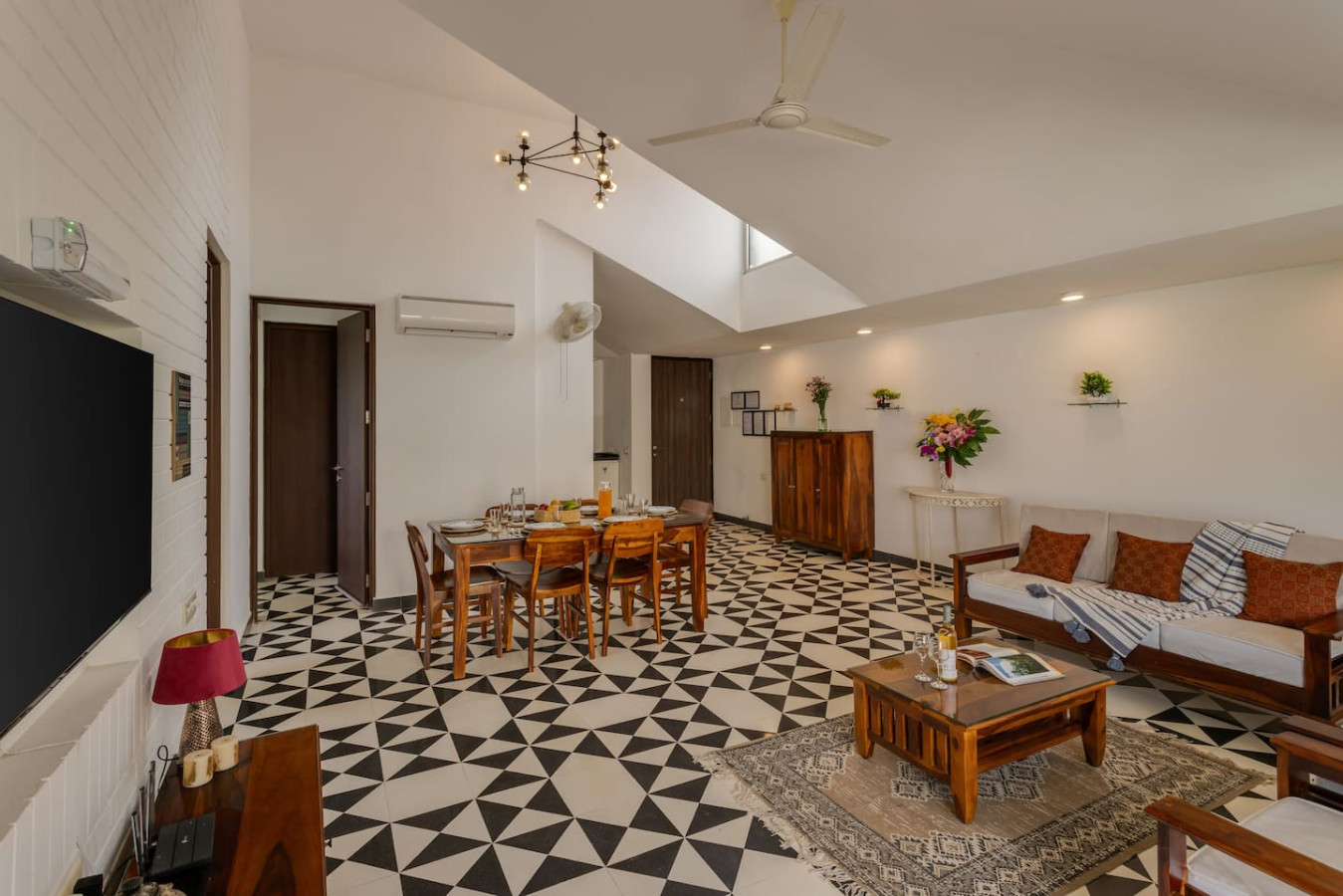 El Arbol - 2BR w Rooftop Pool in Nerul - 16