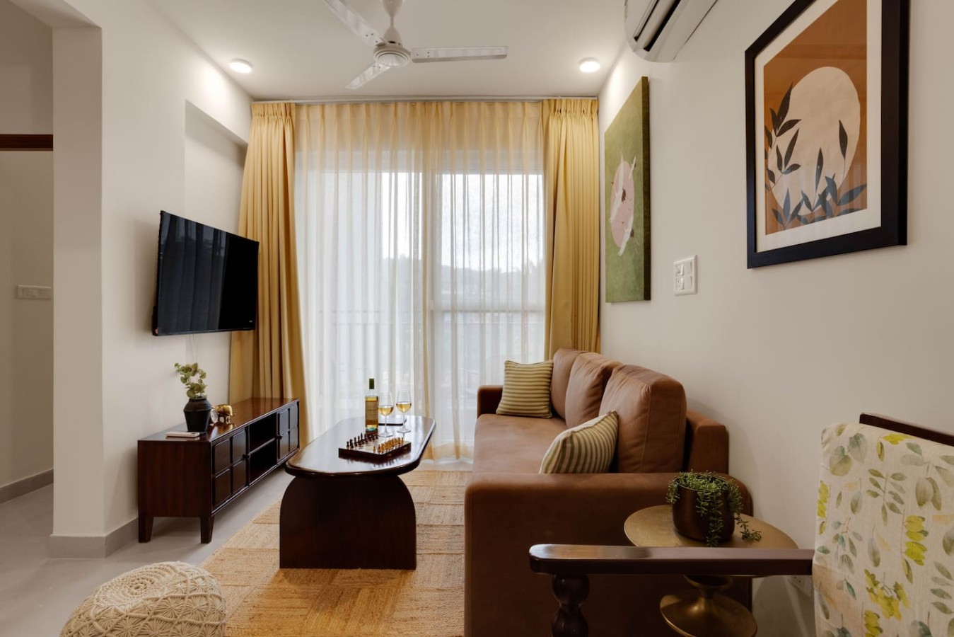Elegant 2BR w/ Pool & Balcony near Candolim Beach - 17
