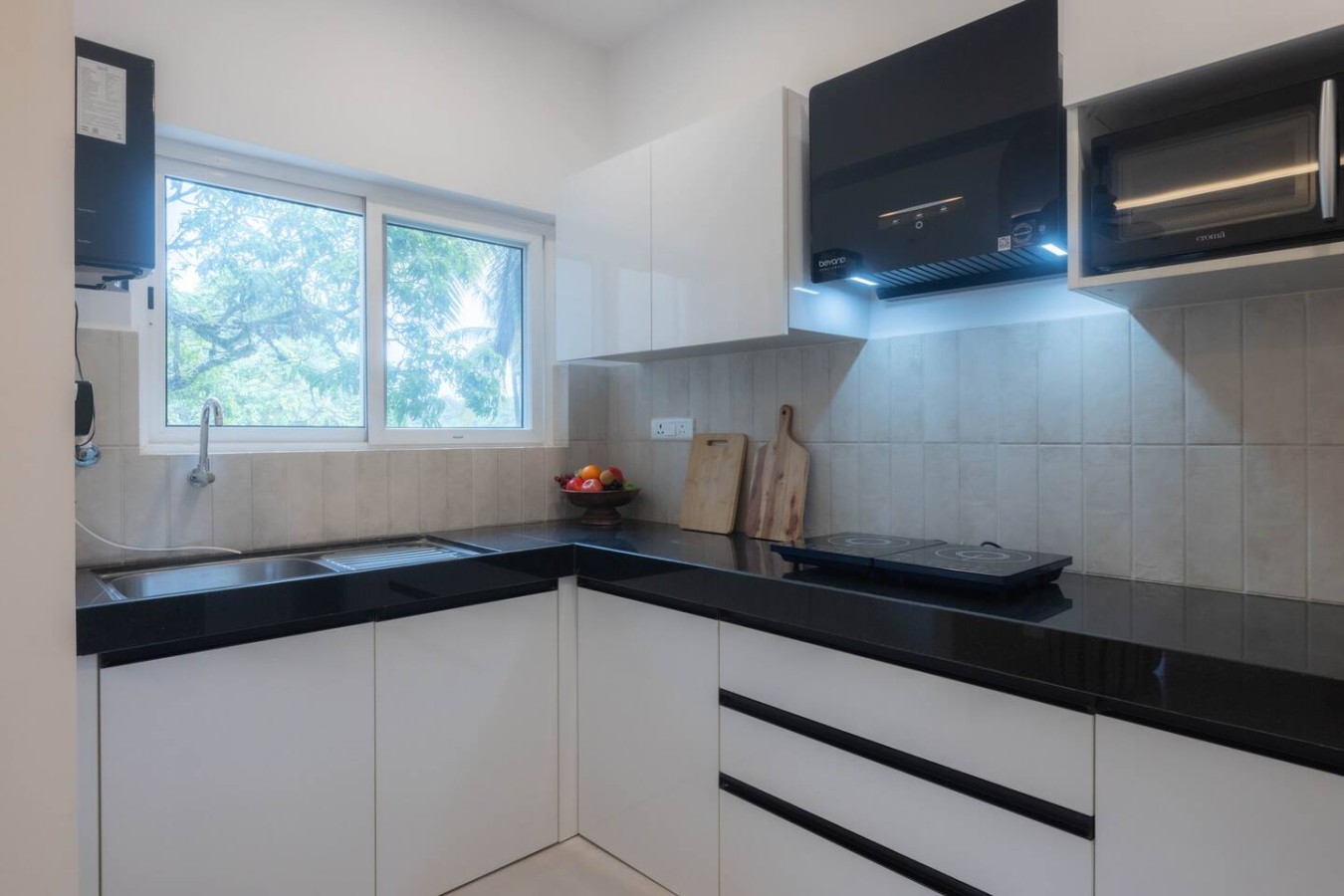 2BHK with Pool nr Candolim Beach | Palms By Umiya - 12