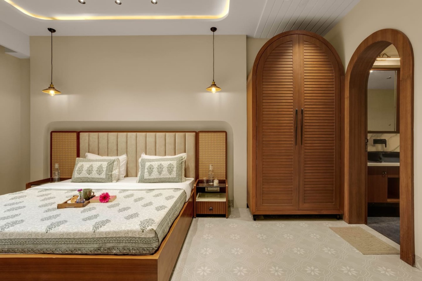Modern 1BHK with Rooftop Pool Near Candolim Beach - 26