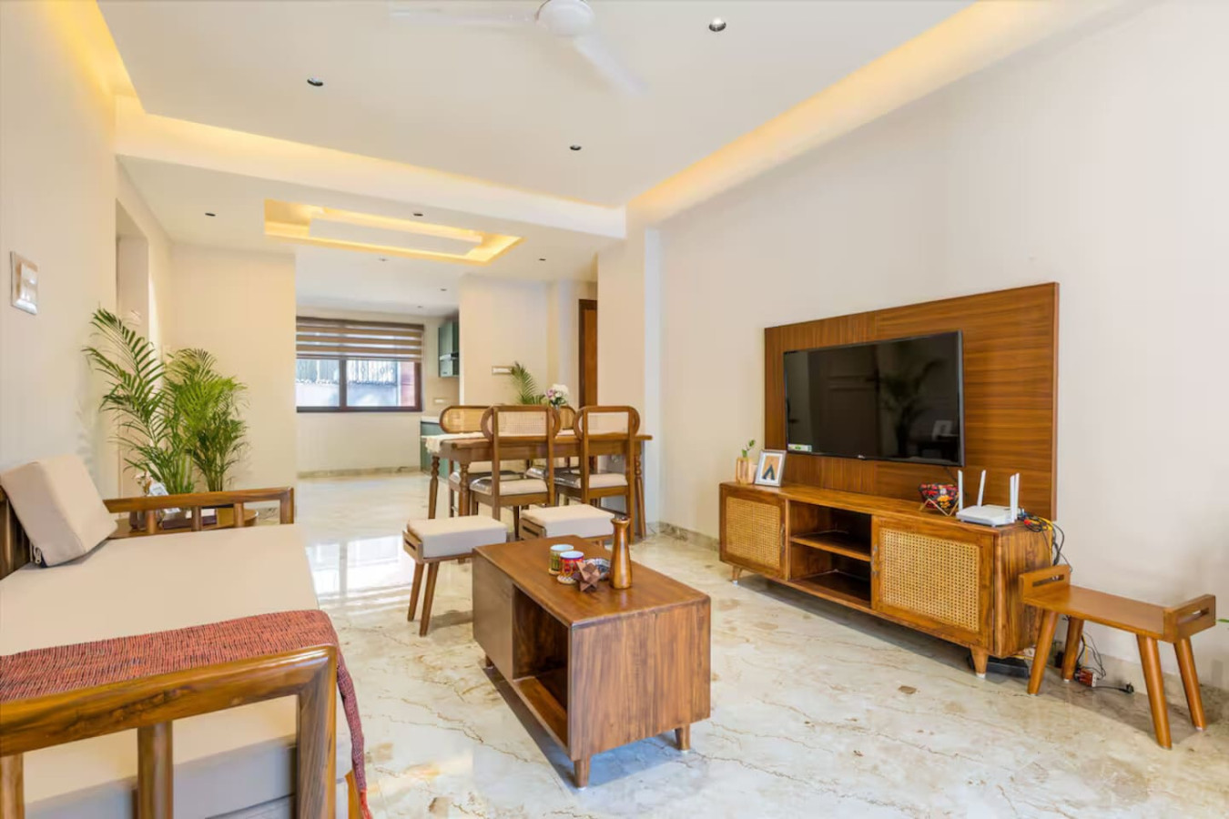 Chic 2BHK in Candolim | 5 Min to Beach, Pool & Gym - 38