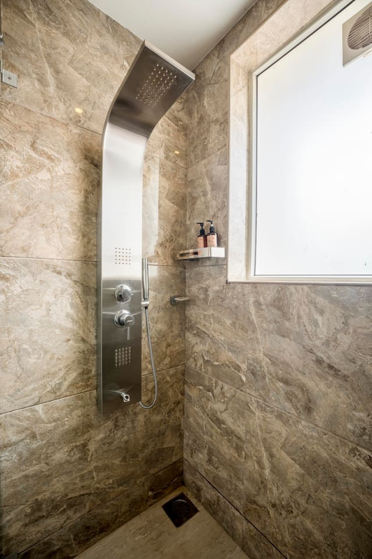Sky Villas 1 - 3BR Duplex Apartment with Private Pool - 55