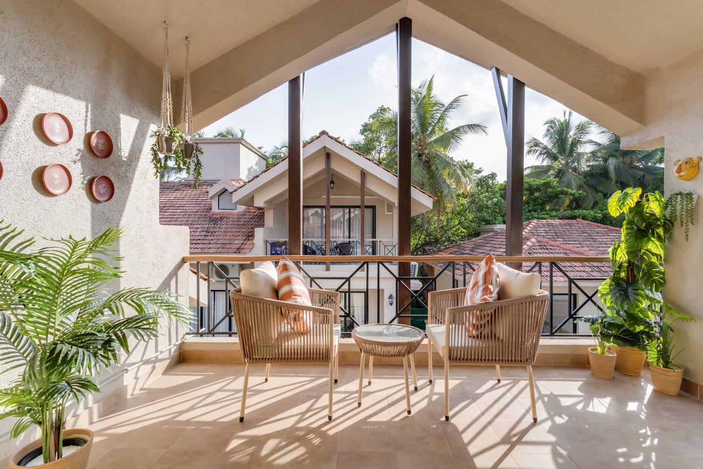 Casa Calma: Scenic 3BR Duplex with Jacuzzi - 1