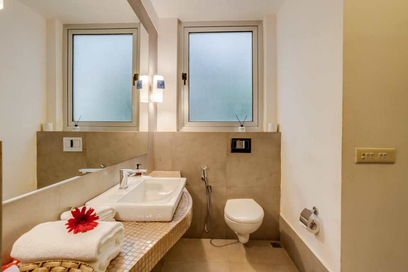 Modern 2BHK w Pool Access | 5km to Coco Beach - 36