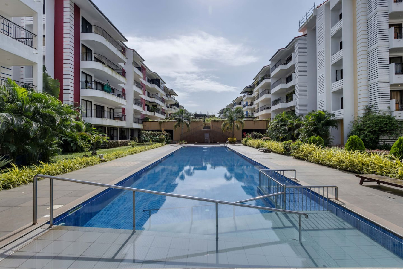 1BR w Pool & Sauna | 2km to Calangute & Baga Beach - 60