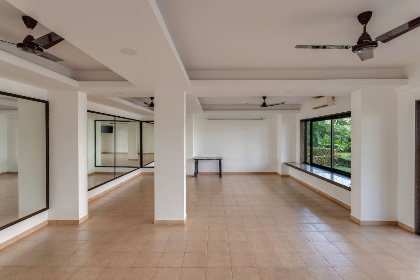 2BR w Pool & Sauna | Near Calangute Beach - 34