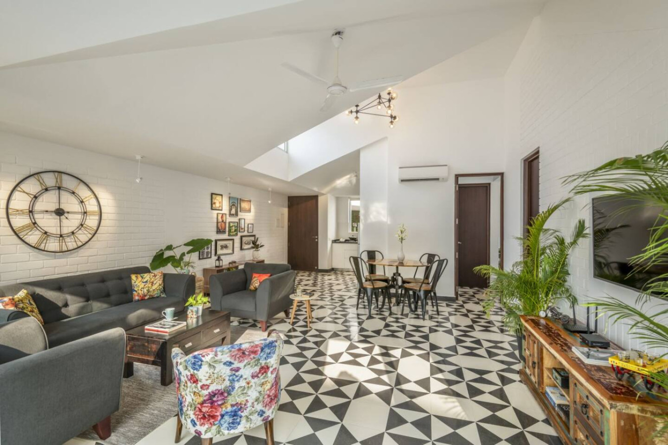 2BR Apartment w pool in Candolim - 29