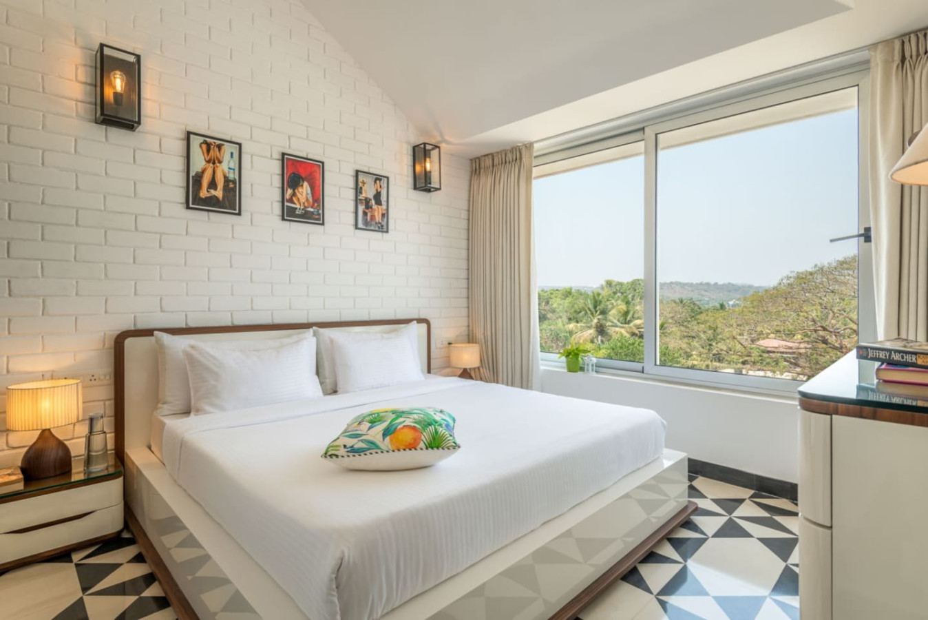 El Arbol by Hireavilla-2BR w Rooftop Pool in Nerul - 43