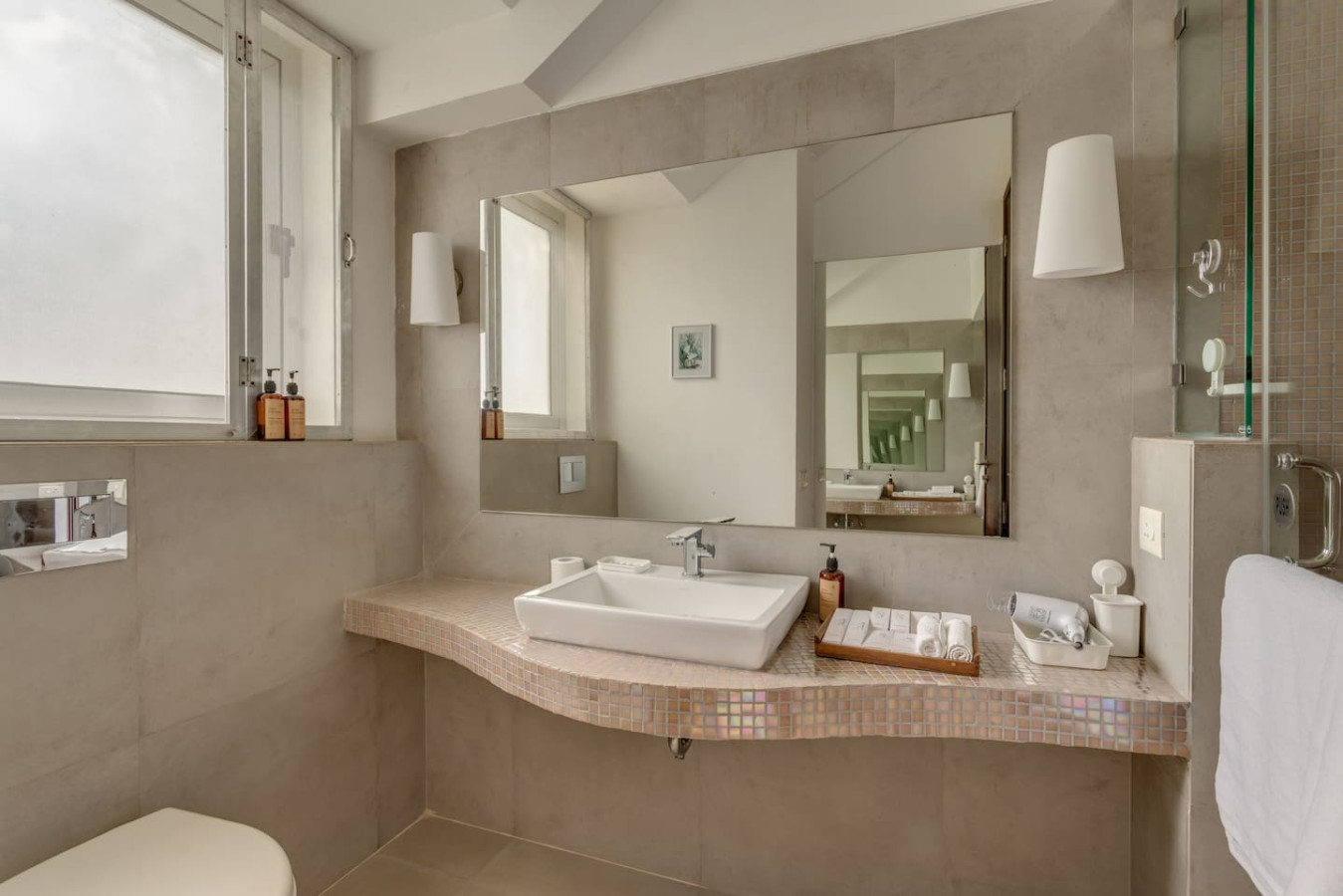 El Arbol - 2BR w Rooftop Pool in Nerul - 22