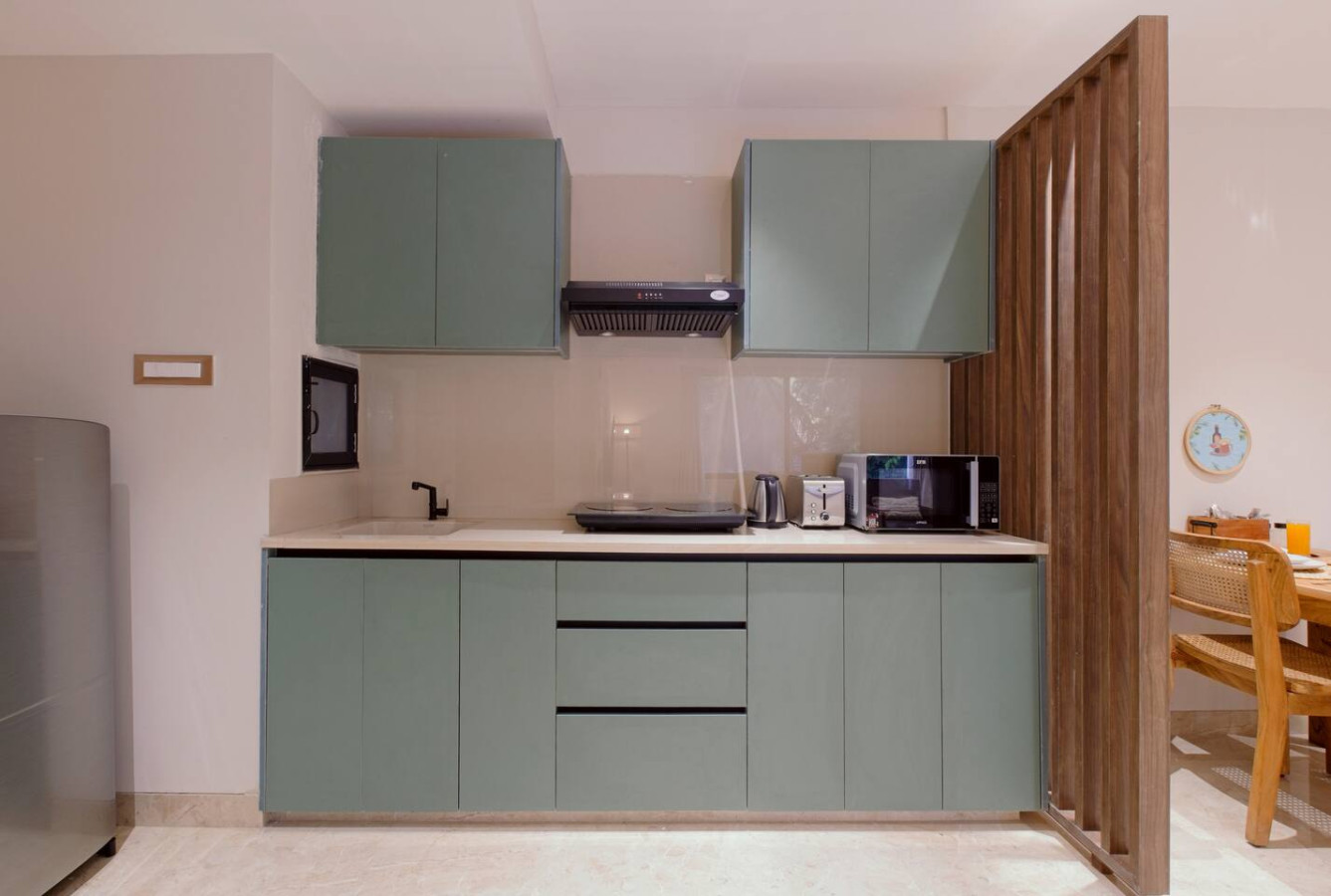 Chic 1BHK in Candolim | Pool & Gym | Near Beach - 13