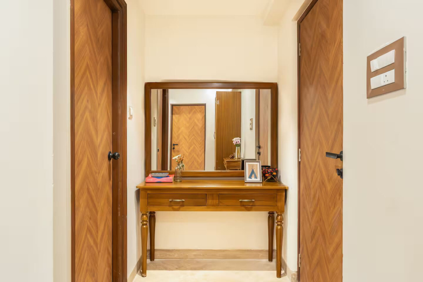 Chic 2BHK in Candolim | 5 Min to Beach, Pool & Gym - 58