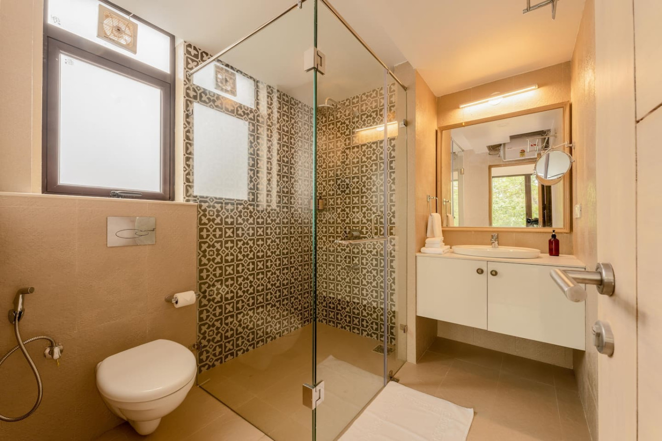 Spacious 3-BR Apartment with Pool in Candolim - 38