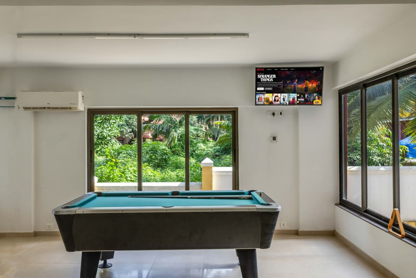 2BR w Pool & Sauna | Near Calangute Beach - 83