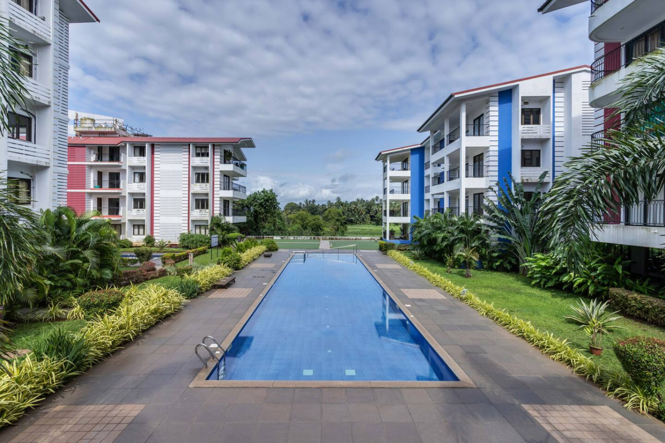 1BR w Sauna & Common Pool, Less than 2km to beach - 12