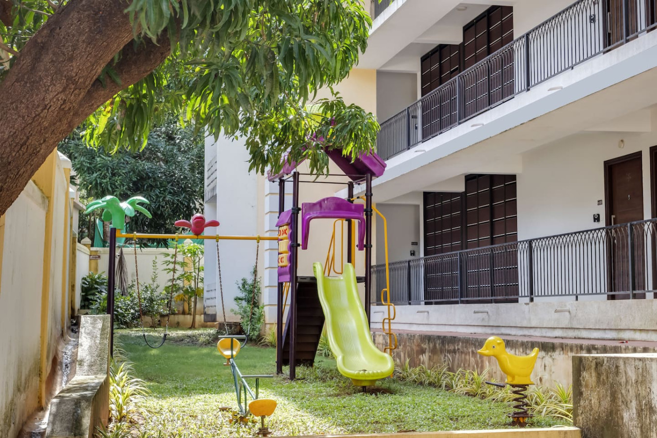 2BR w Pool & Sauna | Near Calangute Beach - 86