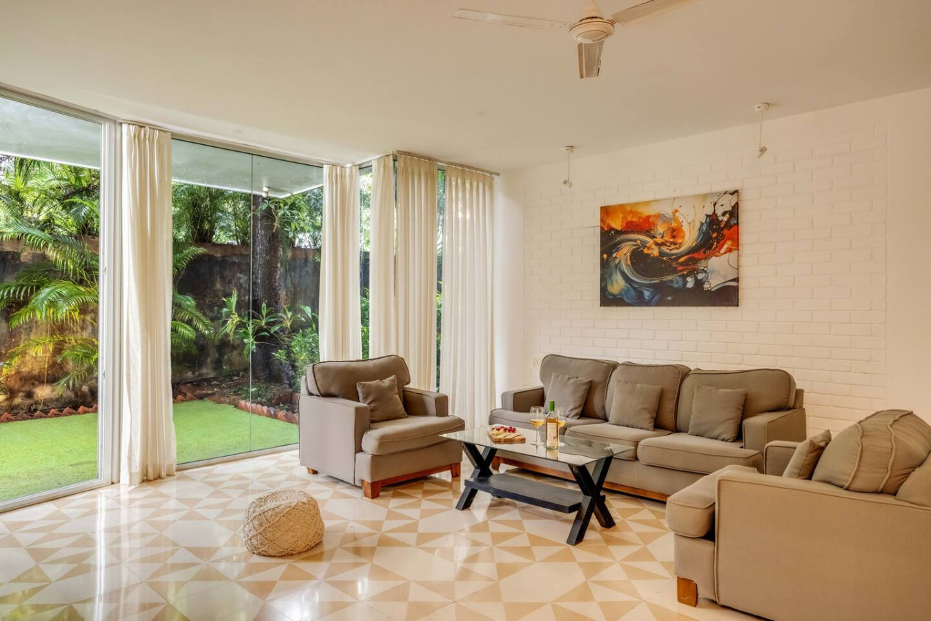 Modern 2BHK w Pool Access | 5km to Coco Beach - 8