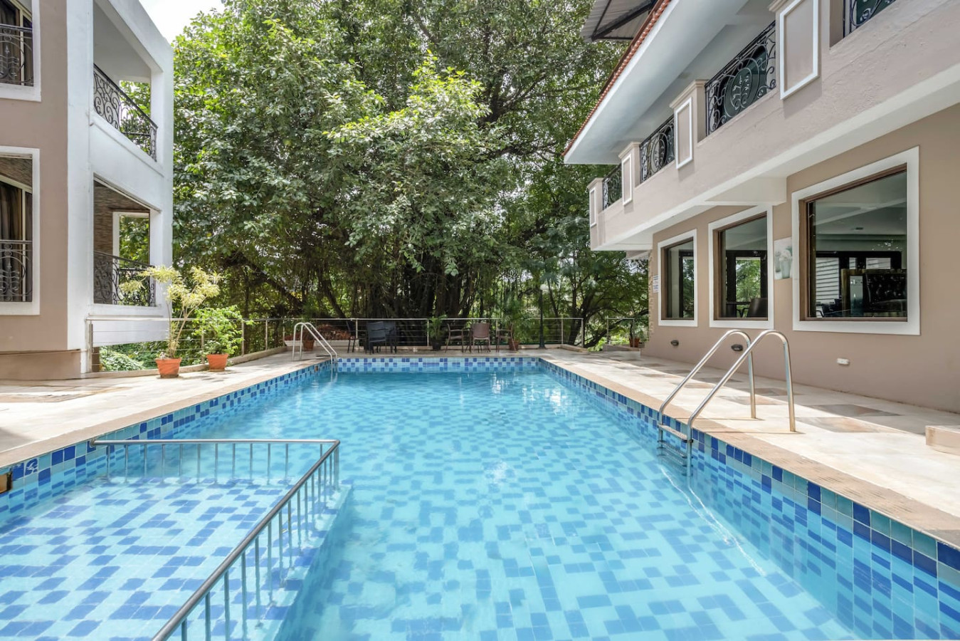 Cozy 1BHK w Pool in Arpora | 5 Mins to Baga Beach - 10