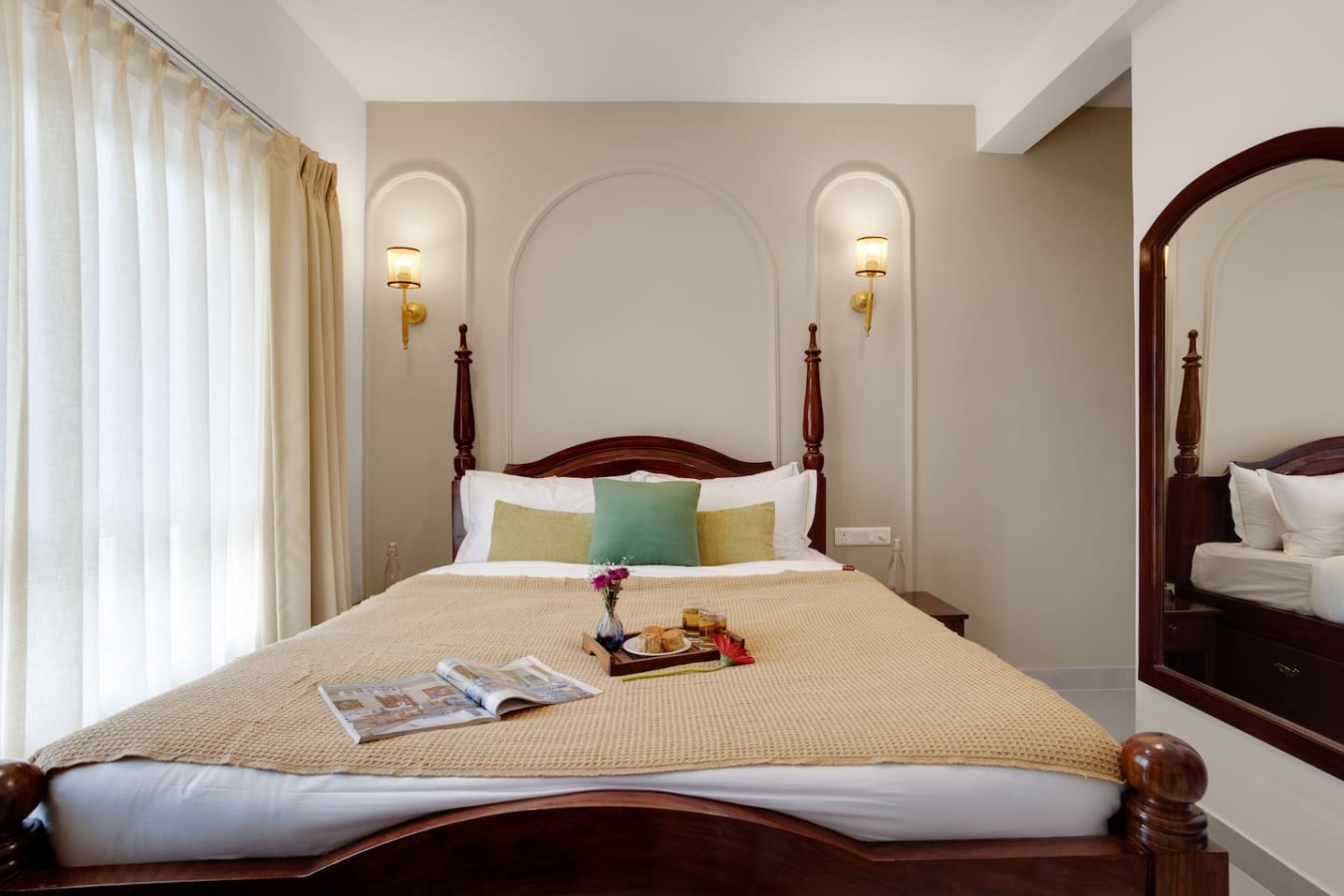 Elegant 2BR w/ Pool & Balcony near Candolim Beach - 11