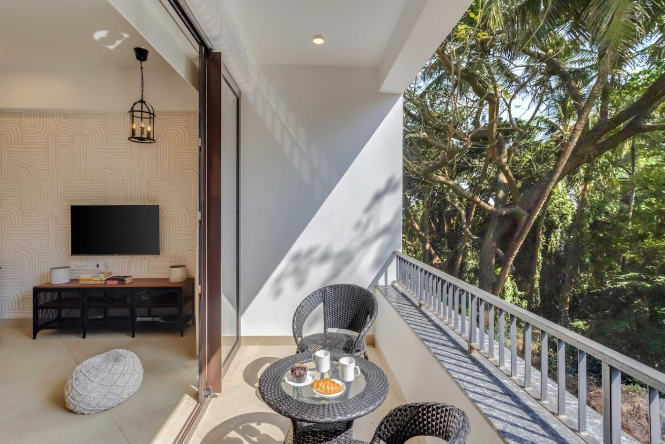 Cozy 1BR in Candolim - Walking distance to Beach - 52