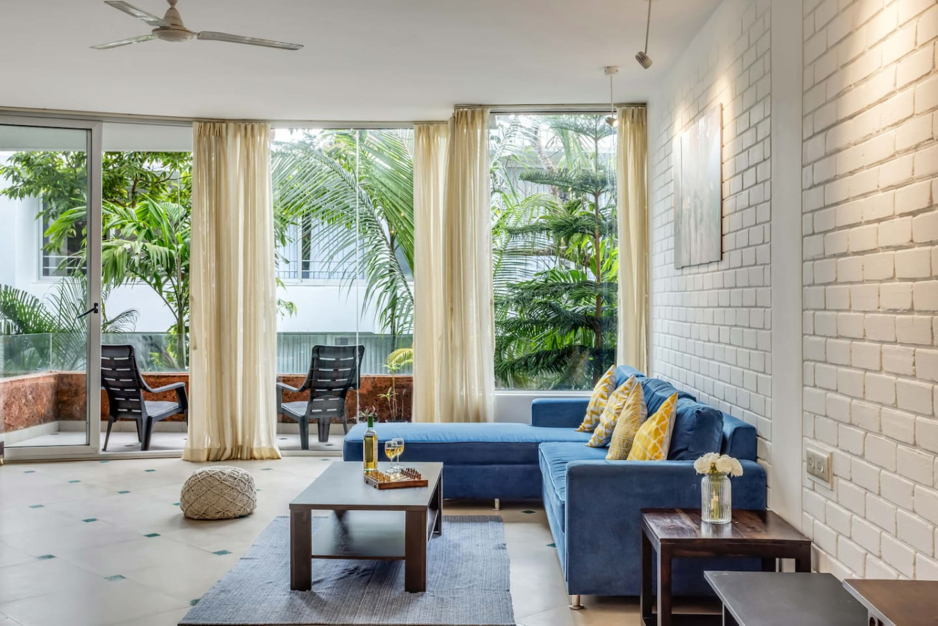 Chic 2BHK with Rooftop Pool near Coco Beach - 24