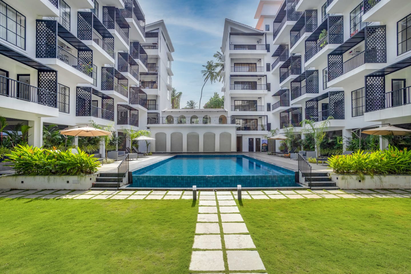 Modern 2BHK with Pool 3km from Calangute Beach - 2