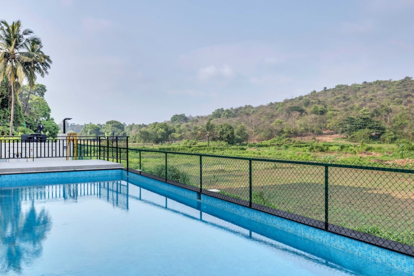 Cozy 2BR Candolim Escape | Pool, Gym & Hill Views - 8