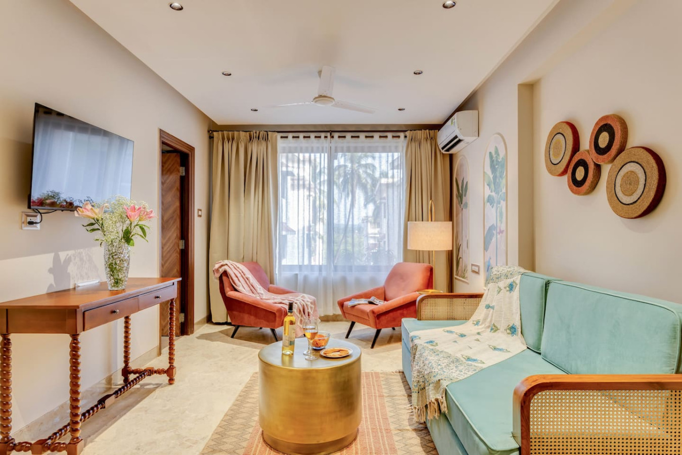 Elegant 1BR with Pool, 5 mins to Candolim Beach - 55