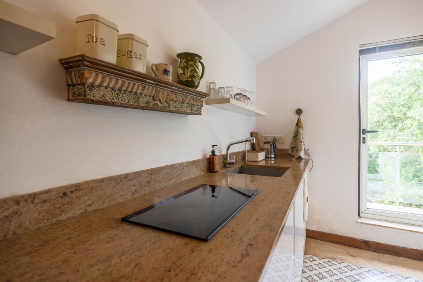 Cozy 1BHK with Balcony and View near Candolim - 16
