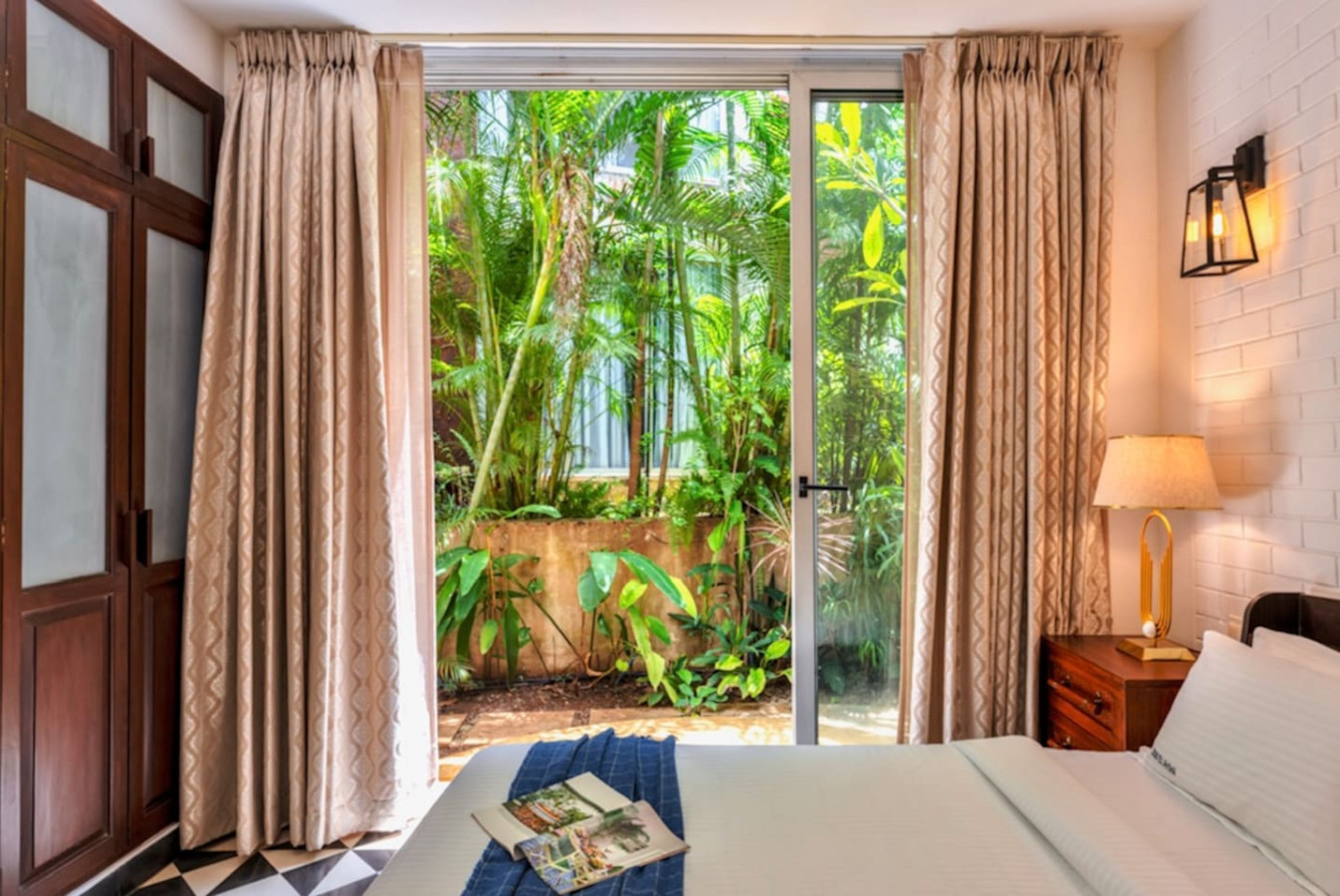 Modern Tropical 2BHK | Near Beach | Pool & Garden - 30
