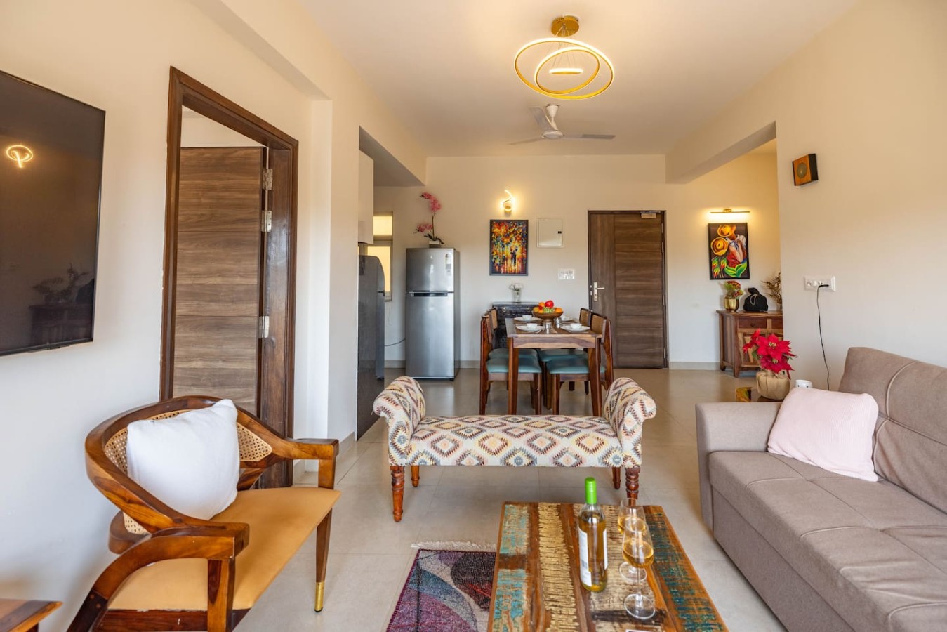 Modern 2BHK w Balcony & Pool near Candolim Beach - 7